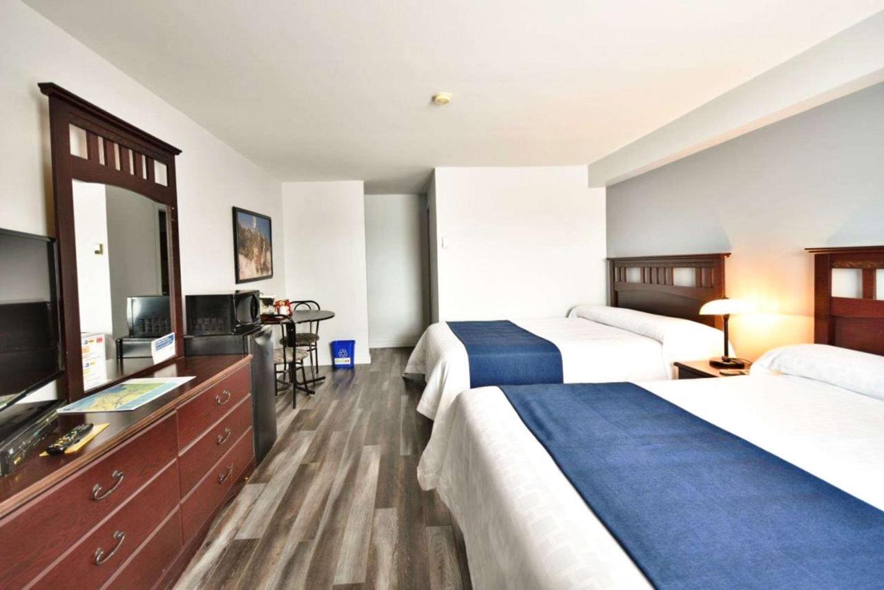 Econo Lodge Cabano Экстерьер фото